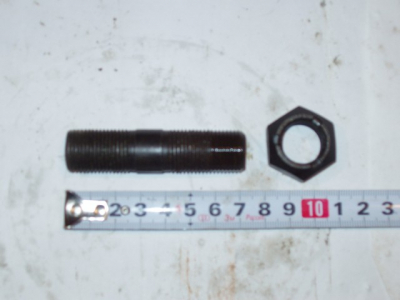 Шпилька крепления V тяги центральная с гайкой (190003871353) H2/H3 HOWO (ХОВО) 199014520227 фото 1 Старый Оскол